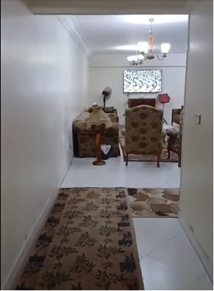 شقه للبيع فى الاسكندرية منطقة زيزنيا شارع رياض